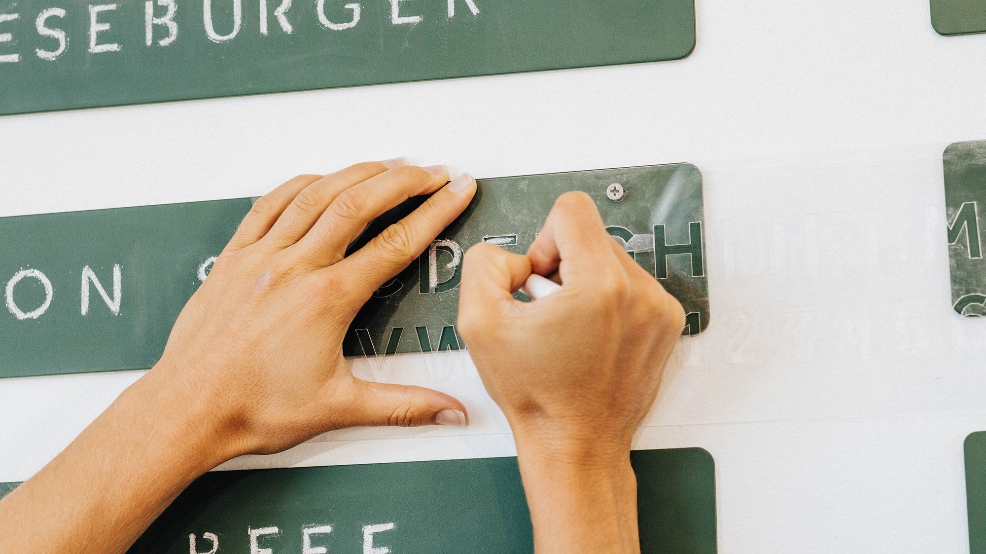 How to Install your Chalkboard Menu