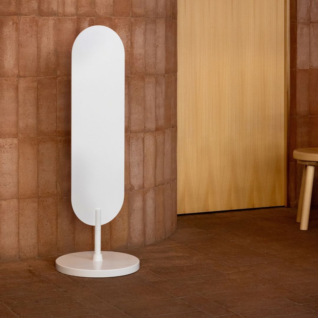 Large Standing Curve Sign - George and Willy