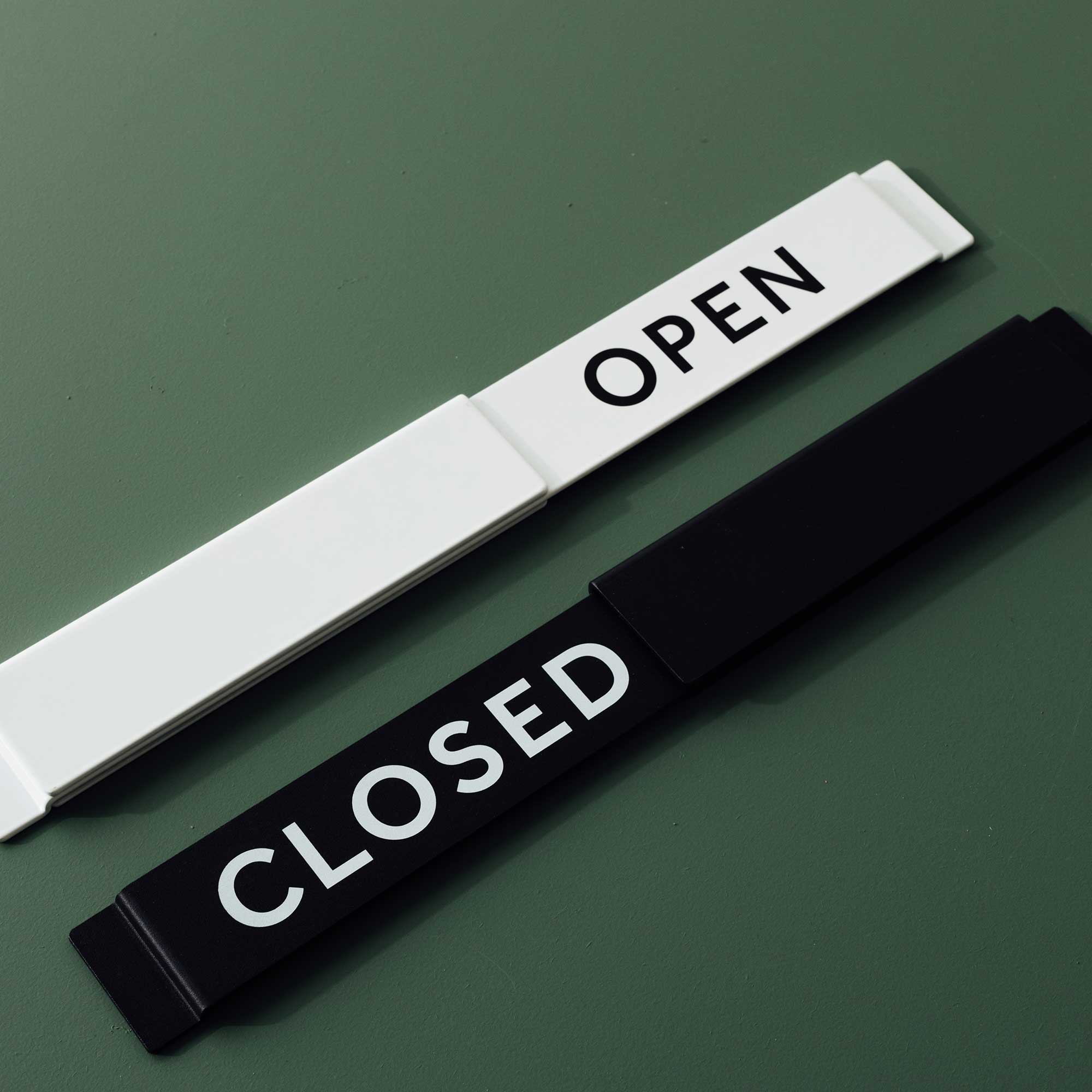 Open / Closed Sign - George and Willy