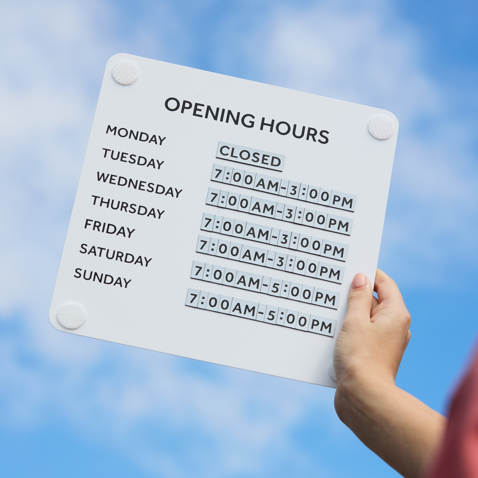 Opening Hours Sign - George and Willy